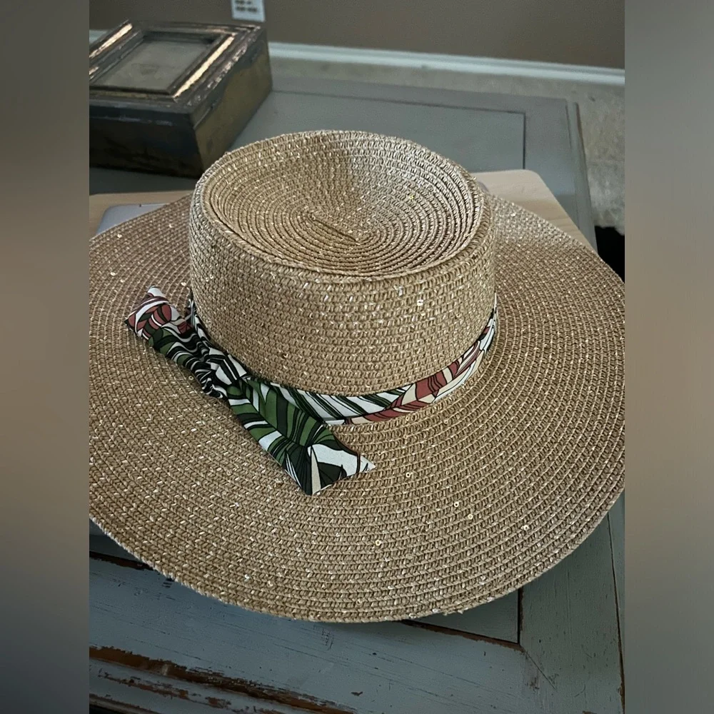 Summer hat - Picture 1 of 4